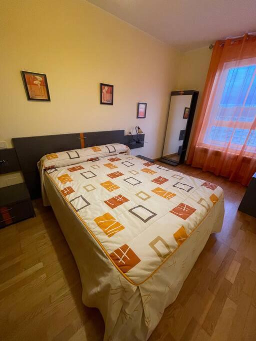 Apartamento Lugo Ciudad Extérieur photo